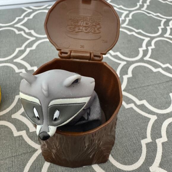 Disney Vintage Finger Puppets Pocahontas 90s Toys Burger King Toys Nostalgia - Picture 5 of 13